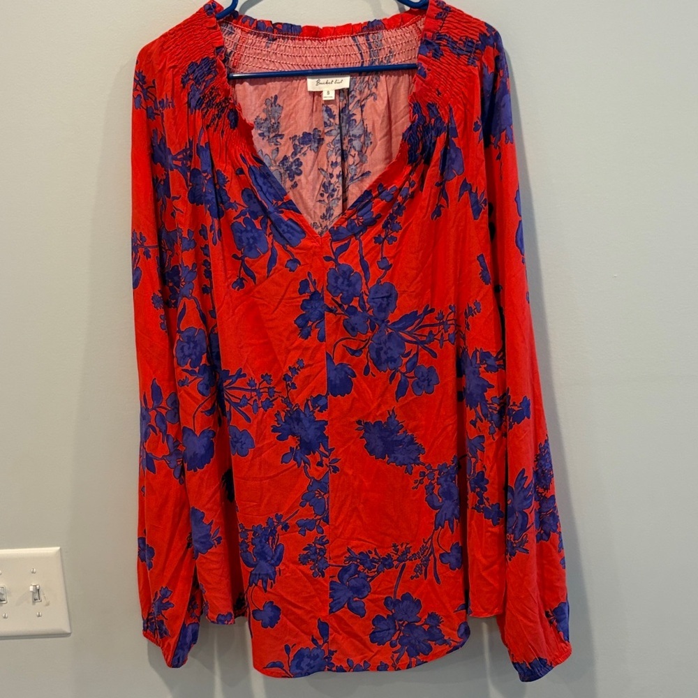 BUCKETLIST Red and Blue Floral Blouse ptp 22